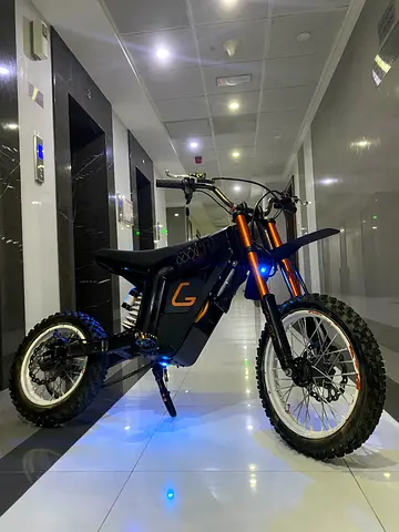 CUSTOMIZED KUGOO WISH 01 URGENT SALE , WITH UNDER-GLOW REMOTE LIGHT