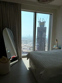 🌇 Private Bedroom + Bathroom for Rent | Downtown Dubai | Available Now – August 20
