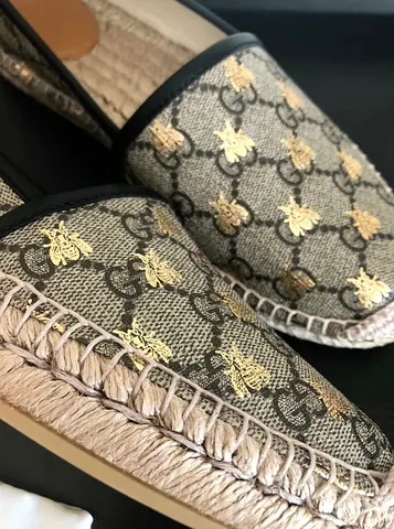 Gucci Bee Supreme Canvas Espadrille Flats - Beige/Brown, Size 36 Euro, Used Once, Unwanted gift.