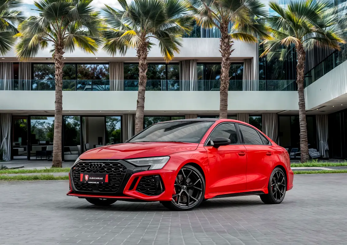 Audi RS3 2024 — photo 1 of 14