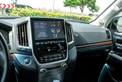 2021 Toyota LAND CRUISER — миниатюра 13