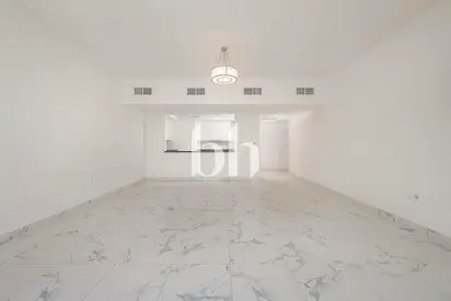Move in Ready | with storage room | High Floor