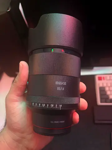 Meke 85mm f1.4 lens for sony mount