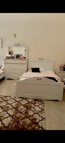 2 White single bed with dresser and bedside table -