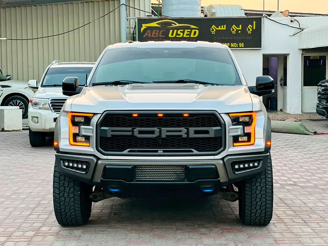 Ford F-150 2019 — photo 1 of 20