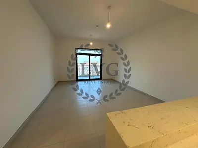 Modern 2BR | Community View | Ideal Family Home