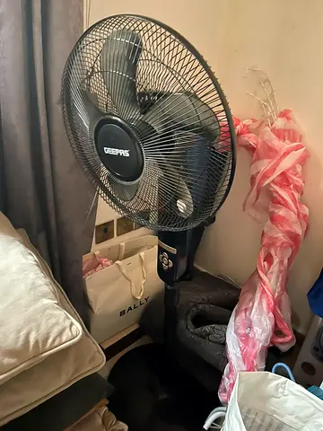 Geepas fan urgent for sale