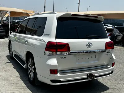 2019 Toyota LAND CRUISER 照片 7