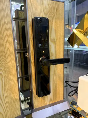 Smart digital door lock with handle - modern keyless entry (used display unit)