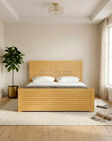 Natural wood finish MDF platform queen bed