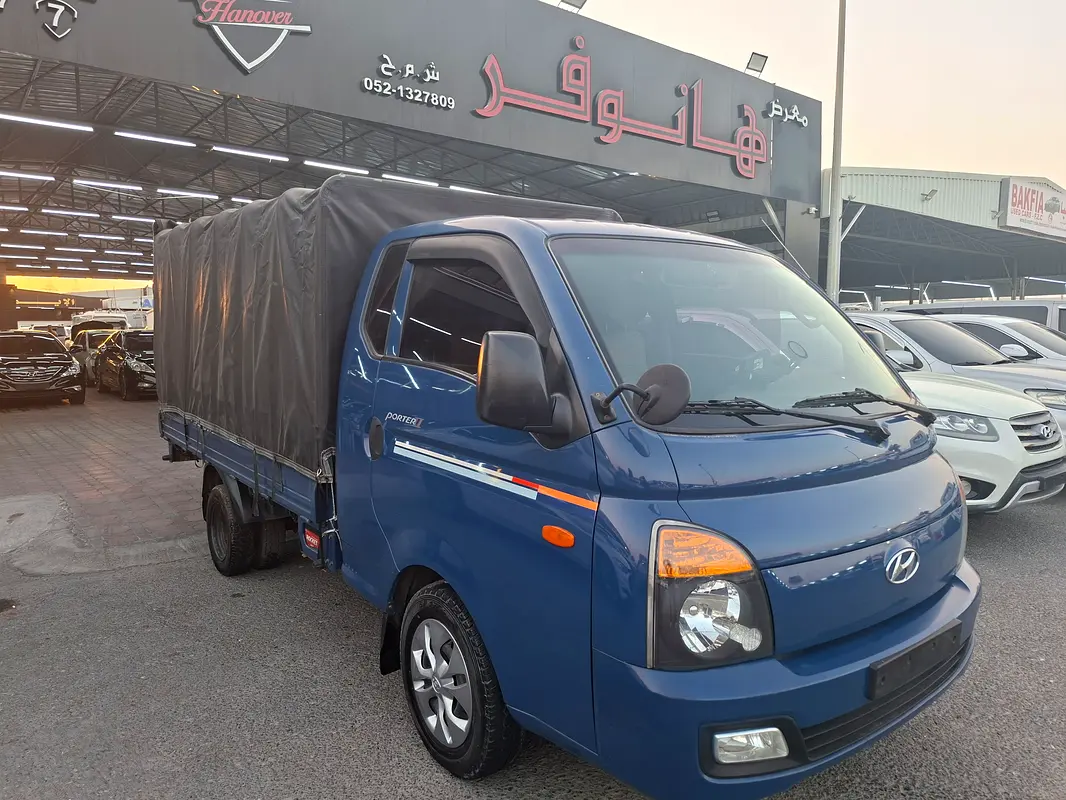 Hyundai Porter 2017 — photo 1 of 10