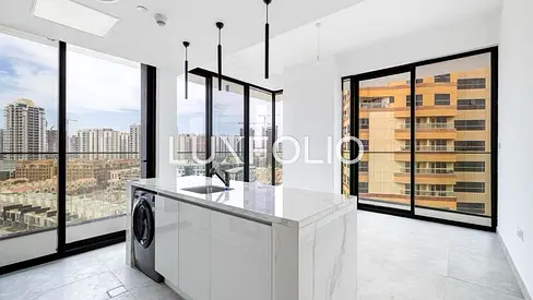 High Floor | Large Layout | Vacant Now