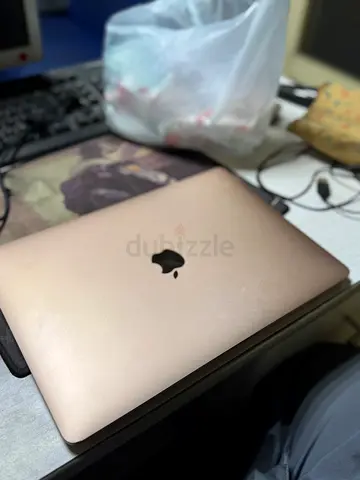 MacBook M1 2020 - 37 cycles only 99% Health