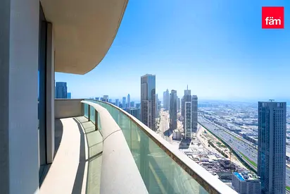 Spacious APT, Burj Khalifa View, Near Metro!