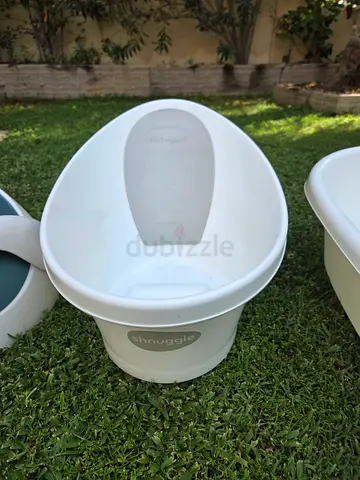 Simple white baby potty seat (good condition)