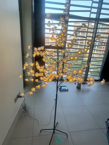 Decorative LED Cherry Blossom Flower Tree Lamp