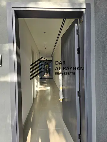 Elegant 3BR Middle Townhouse | All Master Bedrooms | Freehold | Azalea – Masaar