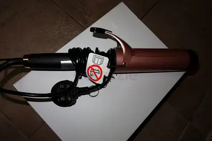 New curling tong / hair curler - rose gold