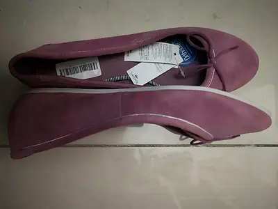 Lacoste Pair of mauve womens ballet flats