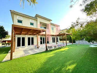 CLOSE TO PAVILION | BIG & BEAUTIFUL GARDEN VACANT