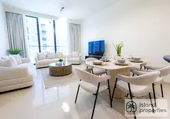 Exquisite 1-Bedroom Beachside Haven || Sea view