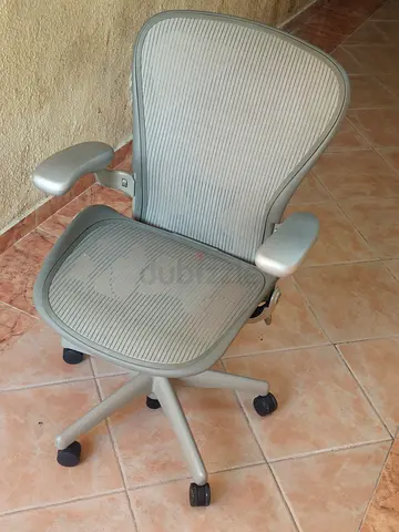Gray Color Herman Miller Aeron Classic Chair PostureFit Back Support Size C