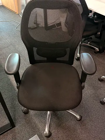 High-quality office chairs in large quantities