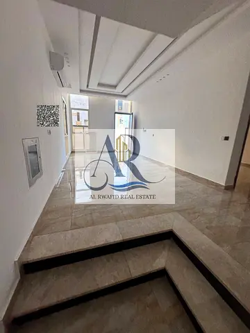 Luxury Villa Al Yasmeen 5BR and 6 Bathrooms Prime Area