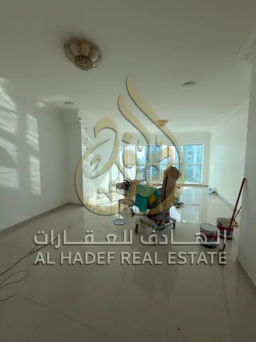 🔥 غرفة خادمة + جيم ومسبح مجاني + باركن مجاني + ممشى للأطفال في موقع مميز 🔥