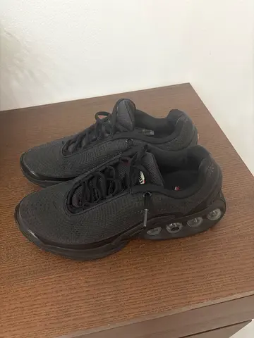 Black Mens Air-cushioned Sneakers - Good Condition, Size Noted in Photos