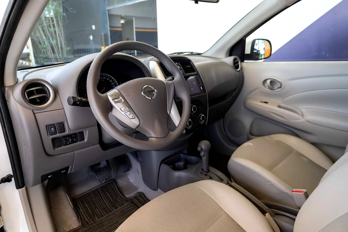 Nissan Sunny 2025