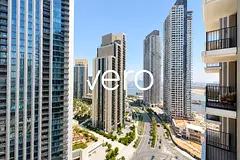 Luxurious Community | Mid-Floor | Vacant Unit — 3