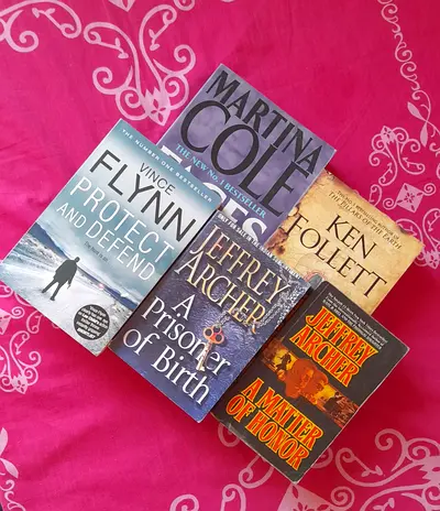 Bestseller Fiction Bundle – Jeffrey Archer, Ken Follett  More (5 Books)