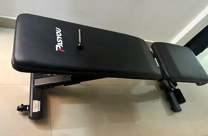 Adjustable Flat/Incline Workout Bench - Good Condition