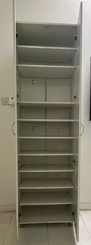 Cupboard/bookshelf