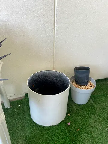 Set of 3 pots