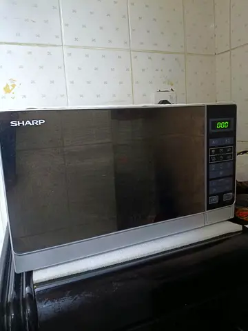 Sharp Microwave Oven with Mirror Finish