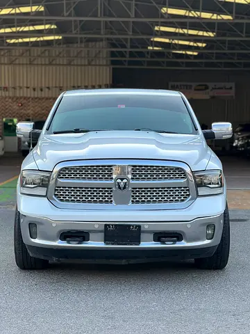 Dodge Ram 1500 Laramie 2016 GCC Specs