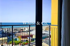 Fully Furnished | Vacant | Beach Access