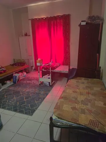 Bed space for Pakistani Bachelor