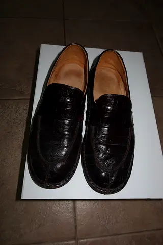 Massimo Dutti dark brown leather loafers - classic penny loafers, 35 EU