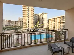 Vacant | Pool View | Prime Location