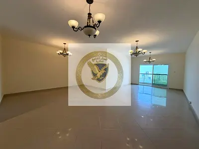 شقة ثلاث غرف و صالة مع 2 بلكونات غرفة خادمة باركن مجاني مع شهر مجاني مع تسهيلات في الدفع ممتازة جدا مع صيانة جانية على مدار السنة