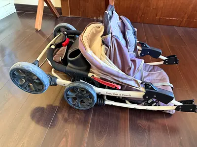 foldable baby stroller/pram - used, good condition