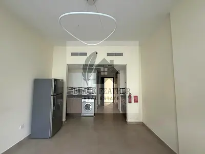 Studio Hotel Apartment | Azizi Star | Balcony | Downtown View