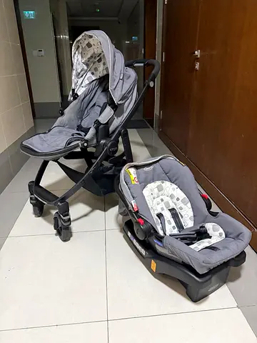 Graco Travel System Stroller + Infant Car Seat with Base – Excellent Condition