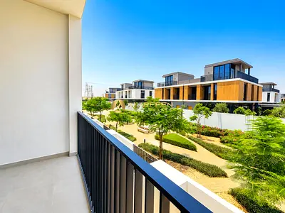 Park View | Near To Amenities | Brand New | Corner Unit