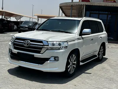 2019 Toyota LAND CRUISER 照片 2