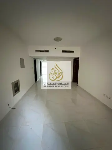 🏡 **للإيجار السنوي – شقة غرفة وصالة في النعيمية**  فرصة مميزة للسكن في موقع حيوي ومميز، شقة غرفة وصالة بتشطيبات ممتازة، مناسبة للعائلات والأفراد البا