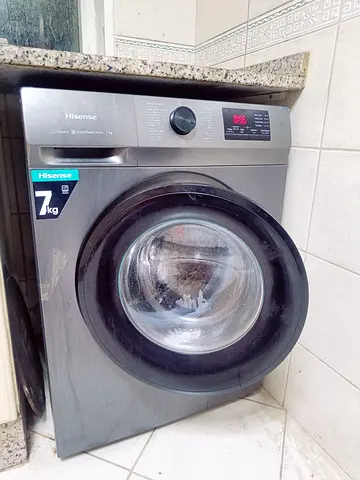 Hisense 7kg Front Load Washing Machine - Good Working Condition